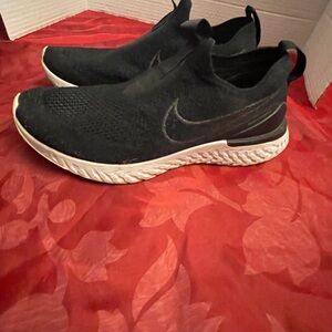 Nike Black and White Men's Sneakers